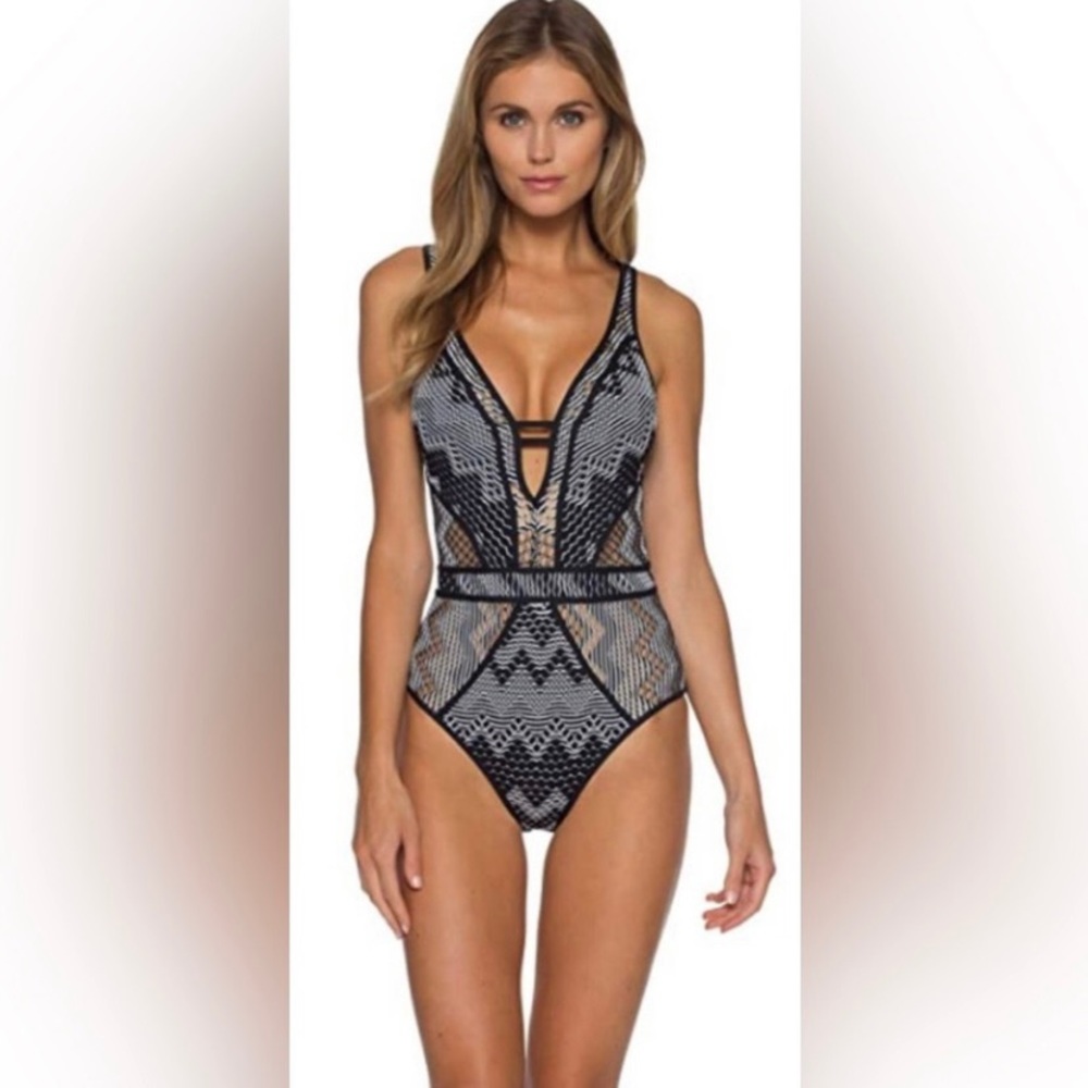 NWT Reveal One-Piece Swimsuit BECCA by Rebecca Virtue Size XS